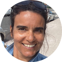 Ansprechpartnerin Stéphanie Lesser